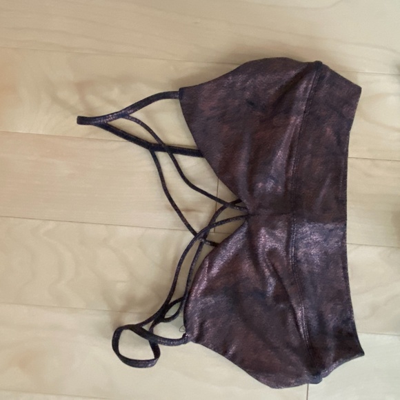 Workout bundle (Alo Yoga & Lululemon) - Picture 8 of 8